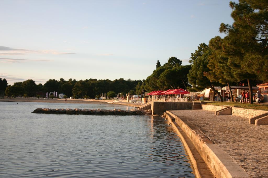 Apartments Jurisevic Umag Exteriör bild
